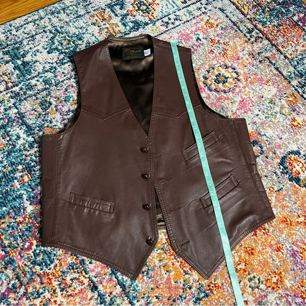 Reed Sportswear stylish versatile